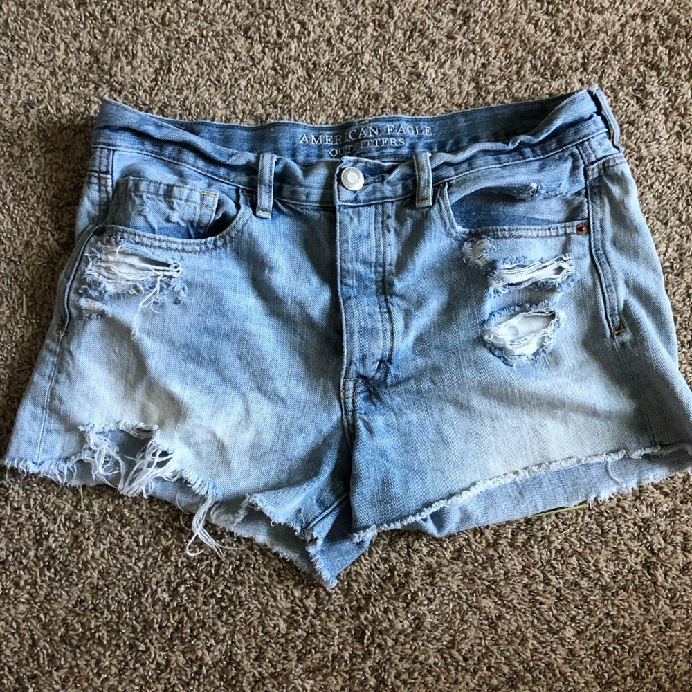 American Eagle Vintage Hi Rise Shorts